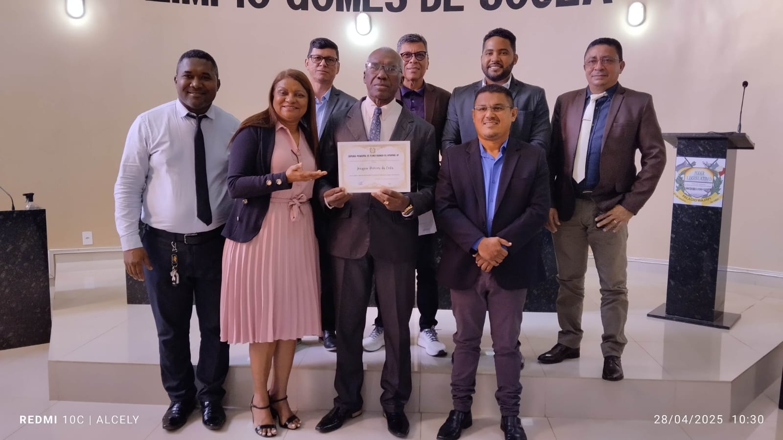 TITULO DE HONRA.jpeg